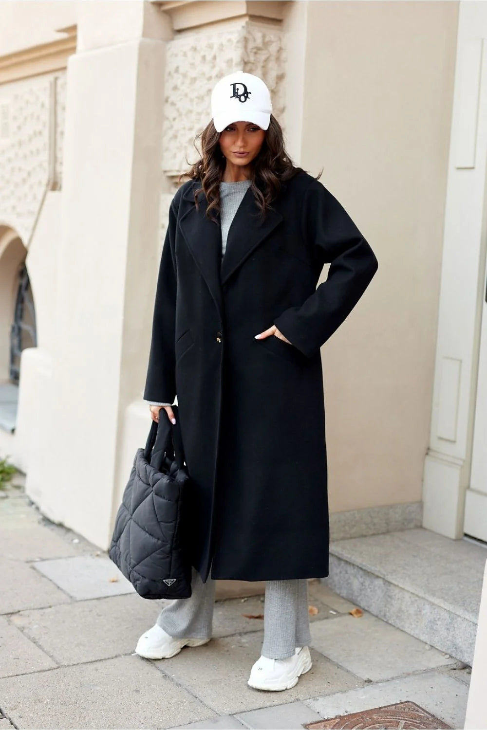Manteau Talisman Roco Fashion long ample droit style minimaliste col renversé laine noir femme