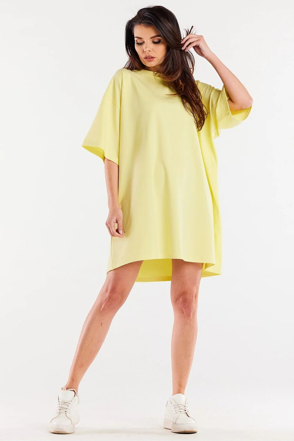 Robe de jour Infinite You coupe ample manches larges style minimaliste couleur jaune pastel femme