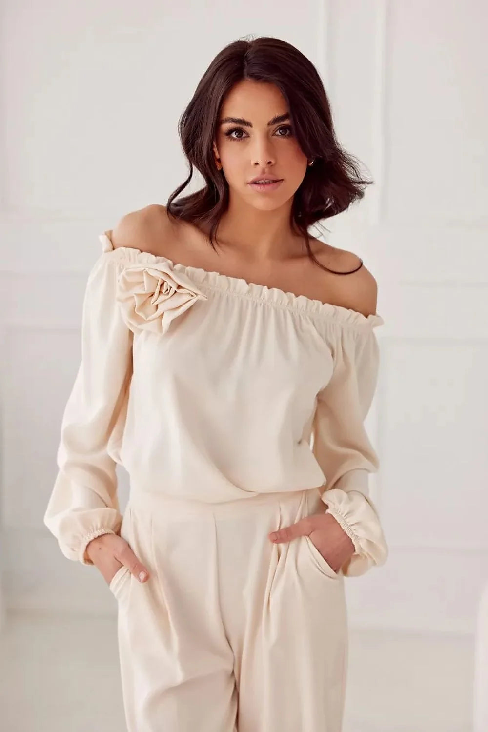 Chemisier Roco Fashion deux pièces élégant crème épaules nues manches longues fleur tissu pantalon taille haute femmes