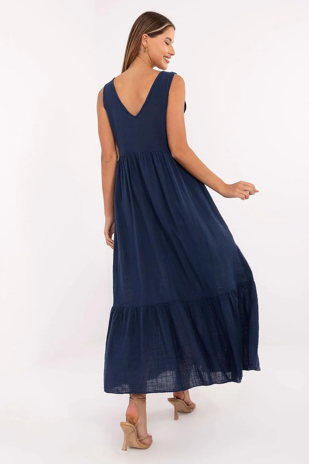 robe estivale longue maxi sans manches col V tailleempire fluide volantée bleu marine coton lin poches cheville bohème