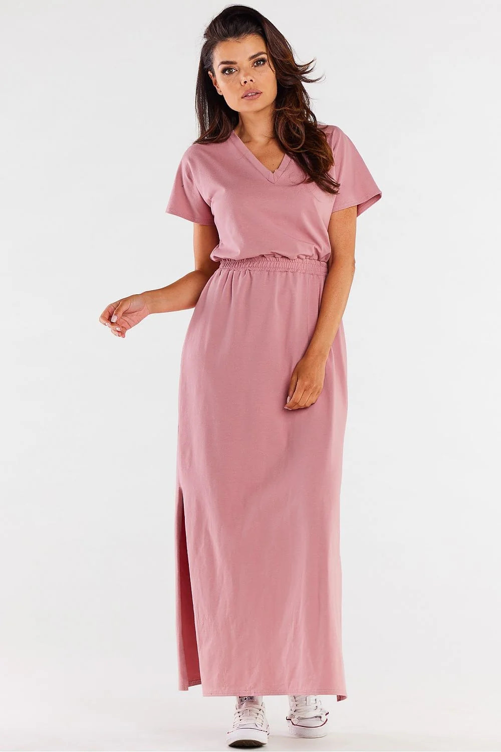 robe longue maxi manches courtes col V jersey doux fluide rose poudré taille élastiquée fente latérale cheville coton spandex