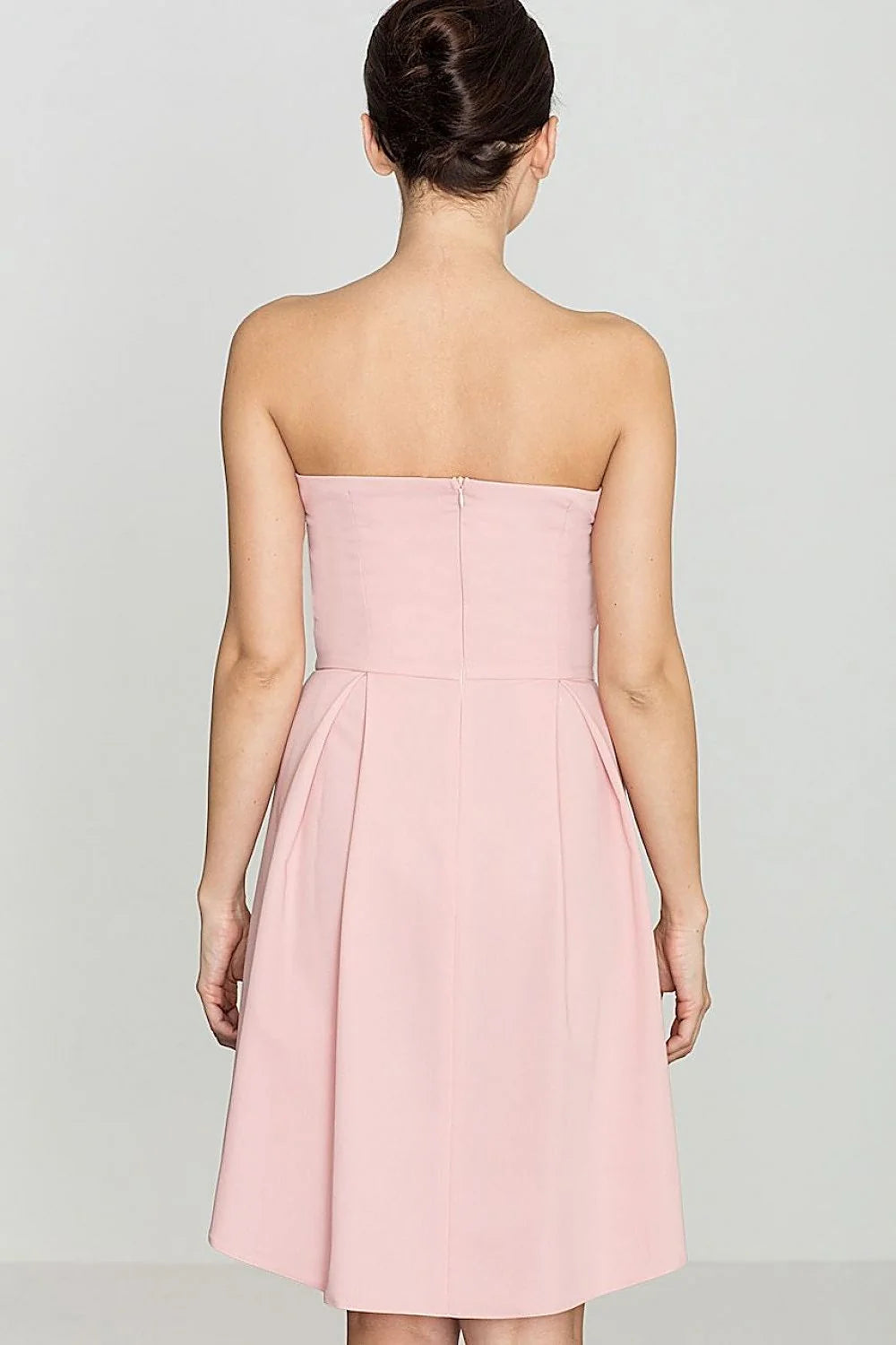 Robe bustier en polyester rose pâle, élégante et féminine pour soirées spéciales et cocktails