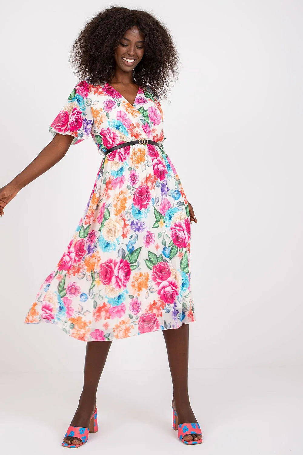 Robe polyester viscose élasthanne vert floral midi évasée col v manches courtes ceinture noire Italy Moda