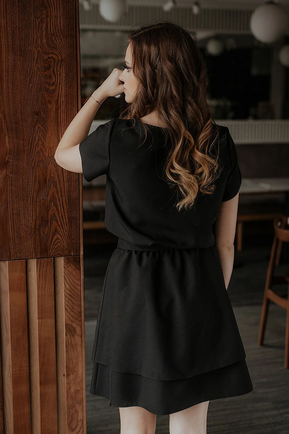 Robe de jour élégante moderne couleur bleu sarcelle manches courtes ceinture incluse taille élastique femme