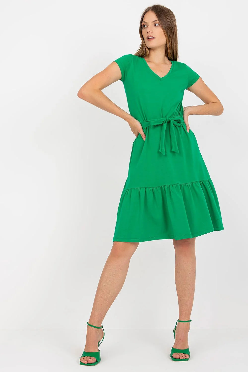 Robe de jour Rue Paris élégante vert vif col V manches courtes évasée coton élasthanne taille ajustable femme
