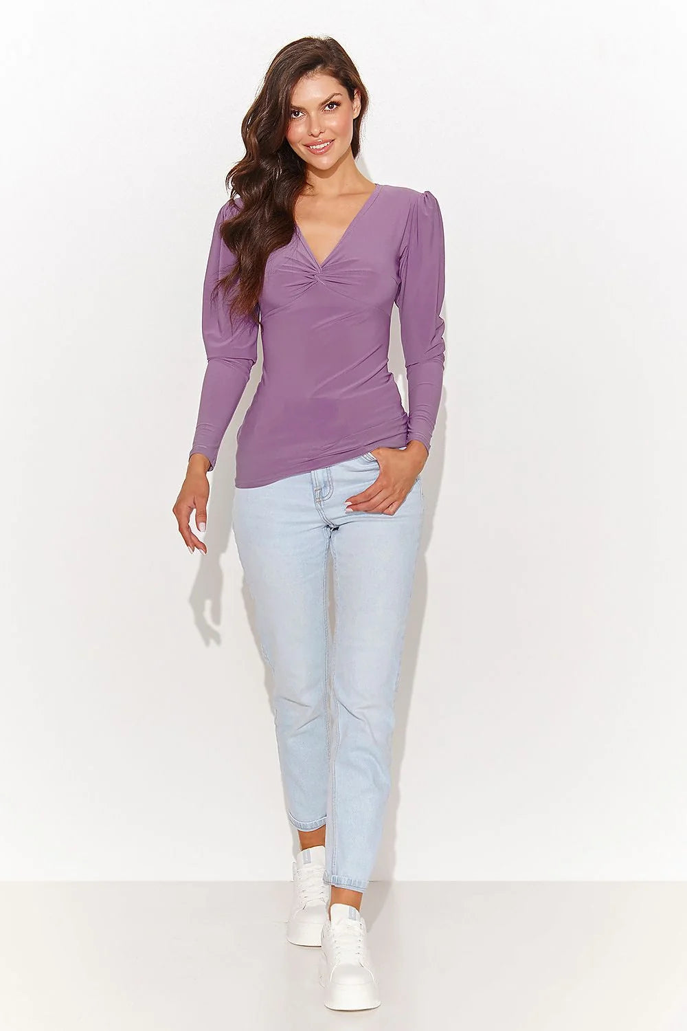 Chemisier Numinou maille stretch femme coupe ajustée encolure en V manches longues détail drapé couleur violette
