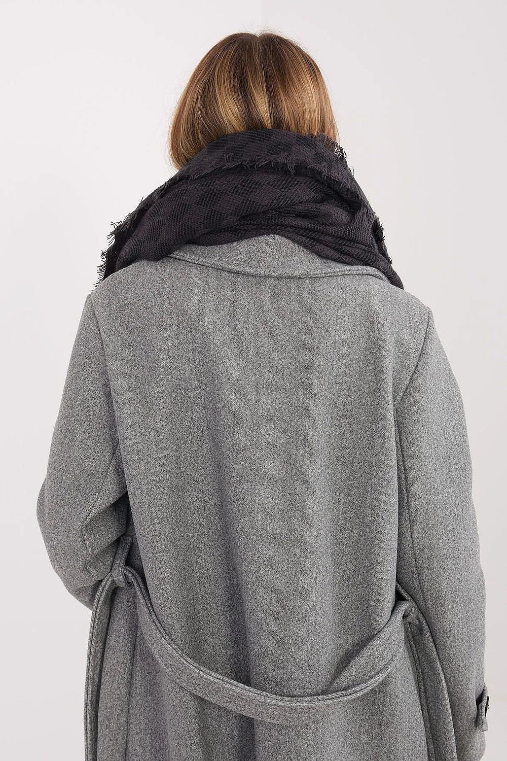 châle écharpe carré grande dimensions 148 148 cm viscose laine douceur chaleur franges géométrique moderne élégant