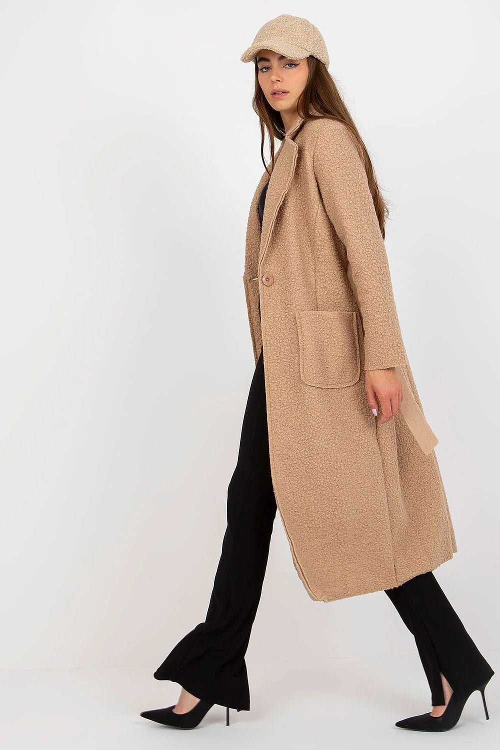 Manteau pour femme beige en boucle tailleur long manches longues collets en V poches plaquées cap assortie style casual élégant