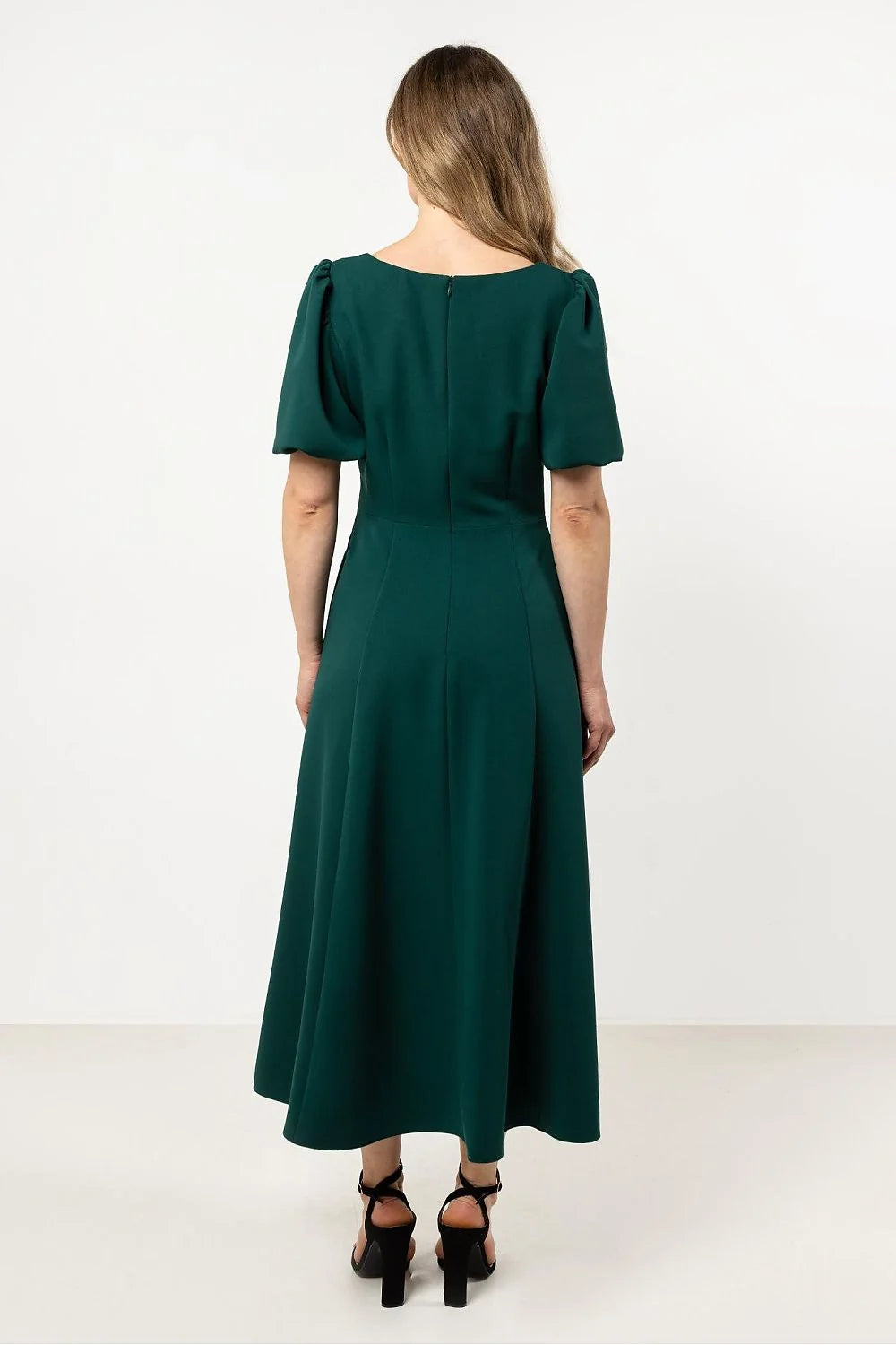 Robe midi féminine vert foncé manches courtes style classique décolleté bateau taille ajustée jupe évasée longueur cheville polyester elasthanne viscose femmes
