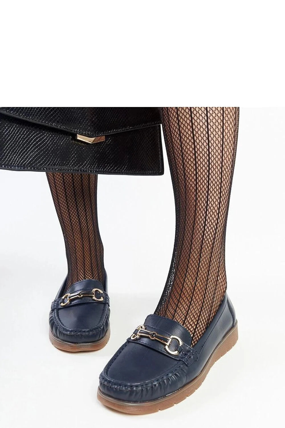 Moccasins féminins style classique élégant bleu marine détails dorés sans lacets confortable durabilité haute qualité femme