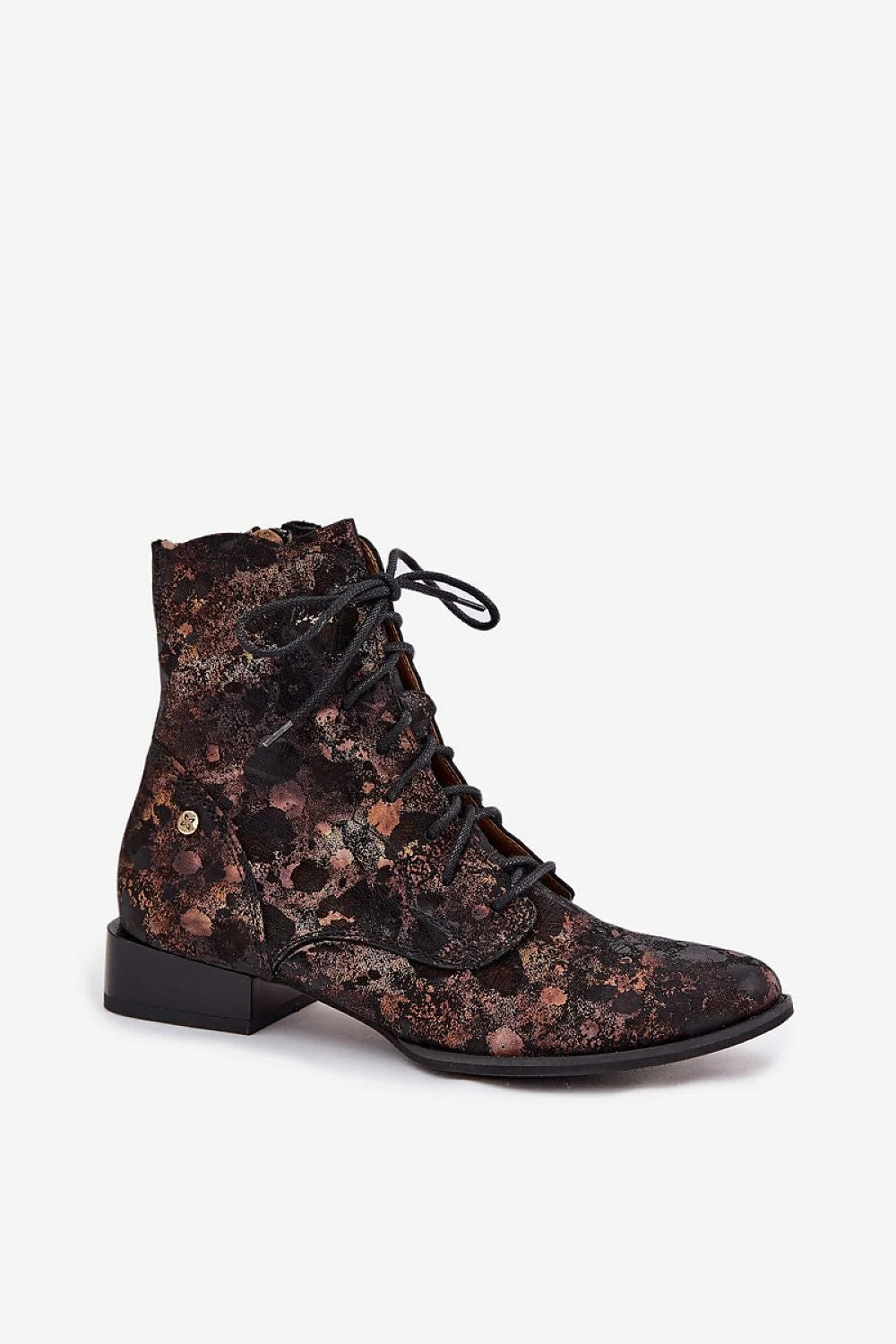 Bottines femme Maciejka cuir suédé naturel fermeture éclair latérale lacets bout pointu talon carré talon3cm tige13cm effet métallisé noircuivre marbré
