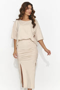 Ensemble féminin élégant moderne coupe ample manches courtes jupe ajustée fente latérale beige coton elasthanne