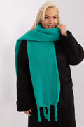 Écharpe rectangulaire en laine bleu turquoise franges tressées hiver automne mode élégance accessoire femme