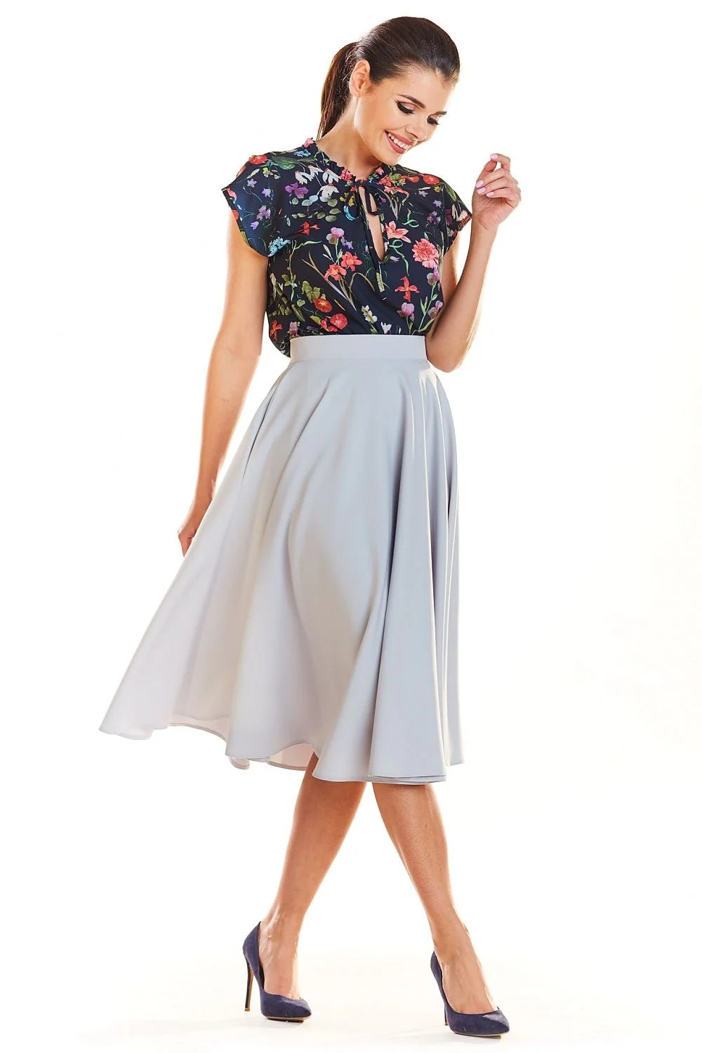 Jupe élégante en coton évasée à motifs floraux colorés pour femme moderne et soirées chics