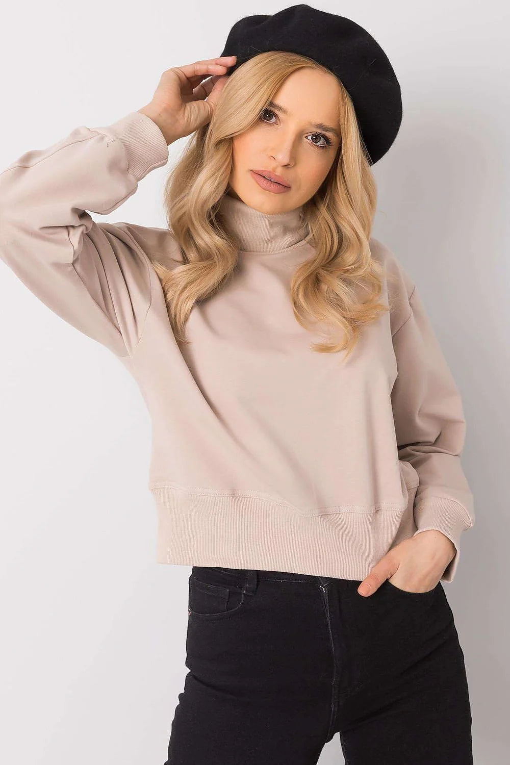 Sweatshirt femme beige coton doux col montant oversize tendance confort chic pour toutes occasions