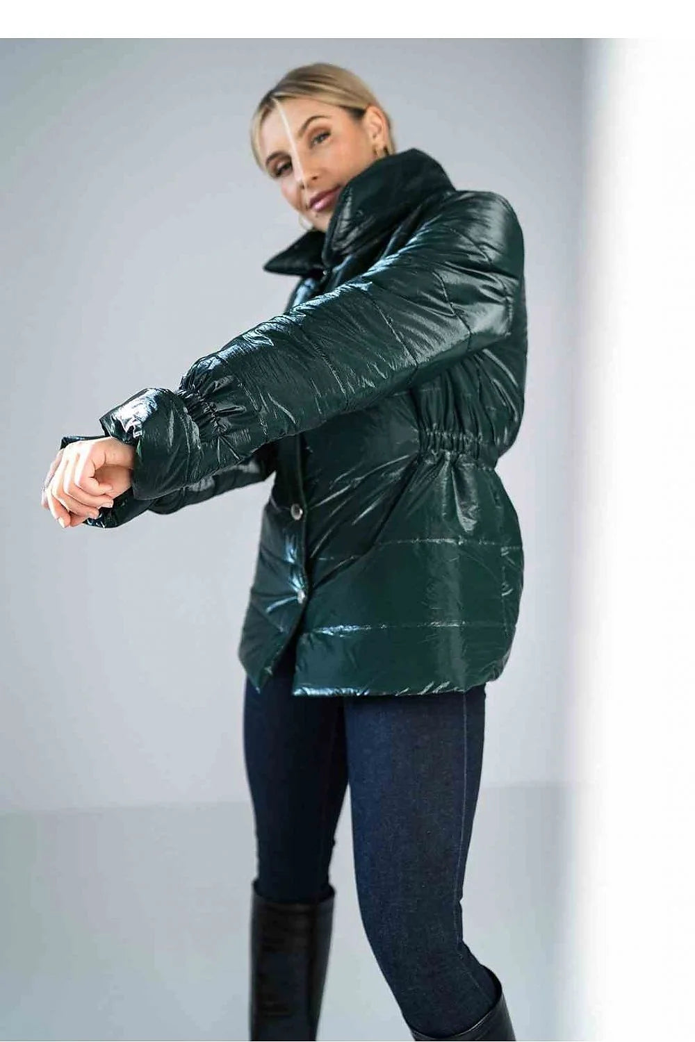 Veste matelassée brillante pour femme longueur hanche col montant style moderne polyester 100 %