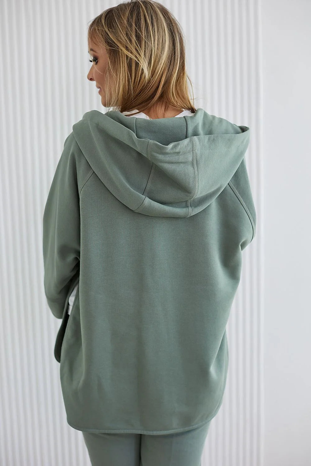 Sweatshirt La Aurora hooded sage green stretch cotton mature women loose fit enzymated siliconed fabric casual wear