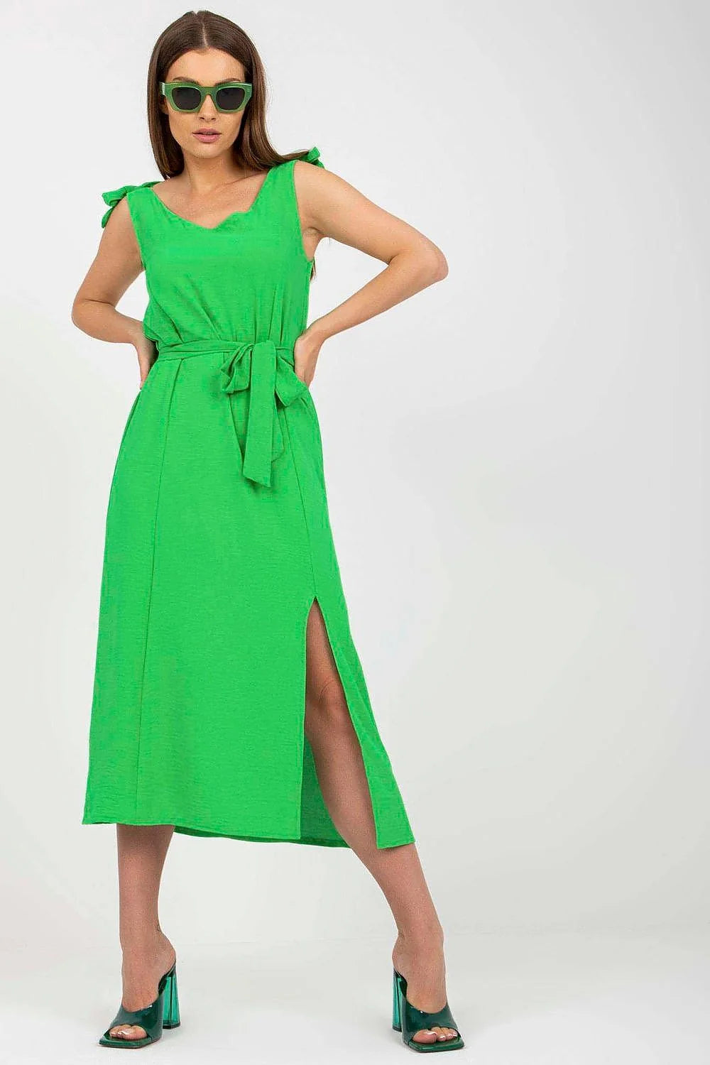 Robe verte vif sans manches encolure V bretelles nouées ceinture ajustable fente audacieuse occasion多种 femme