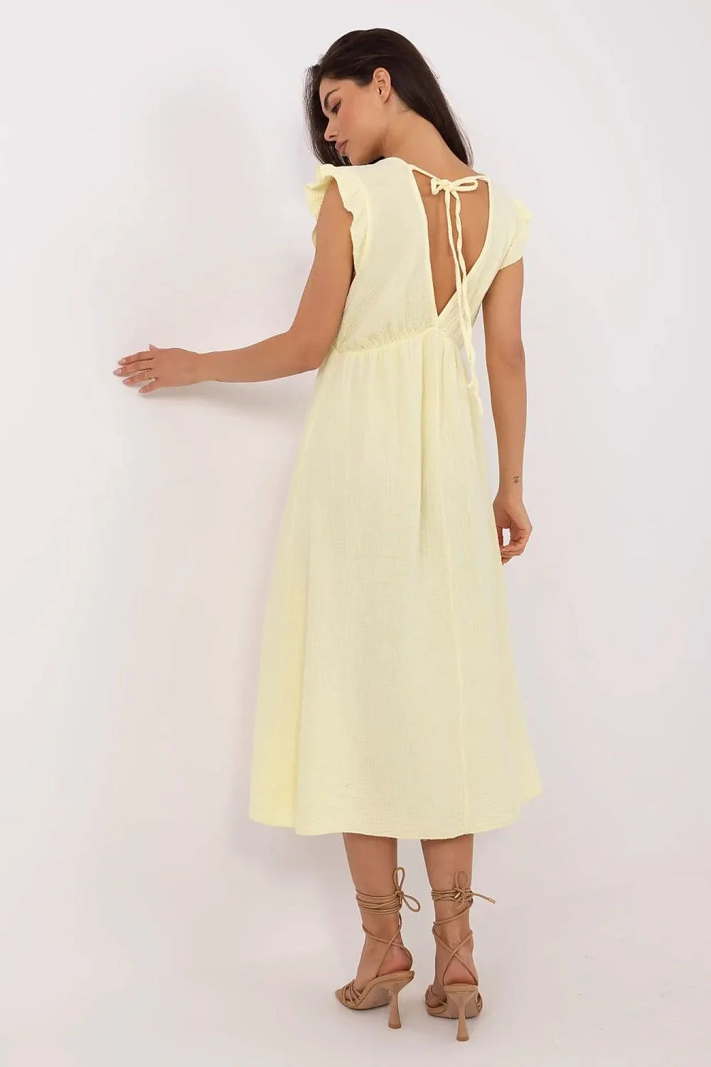 Robe de jour Italy Moda en mousseline coton jaune pâle style bohème-chic manches courtes volants encolure V taille cintrée longueur midi