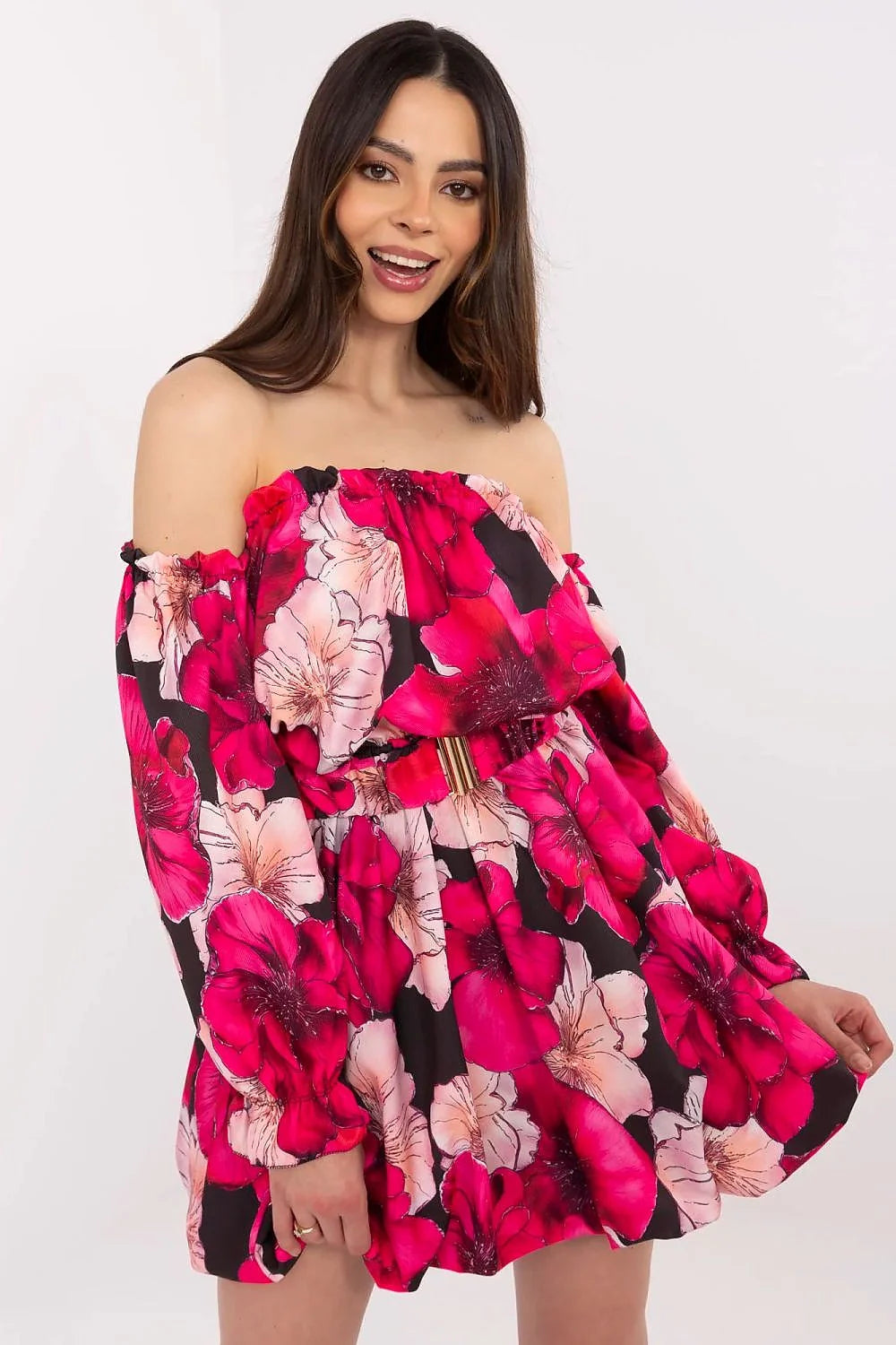 Robe bohème romantique longueur mini manches longues évasée en polyester viscose élasthanne motif floral rose fuchsia noir