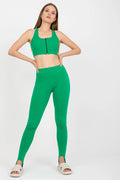 Ensemble sportif femme crop top legging taille haute verte vives matières synthétiques confortables maintien optimal modernité athlétique