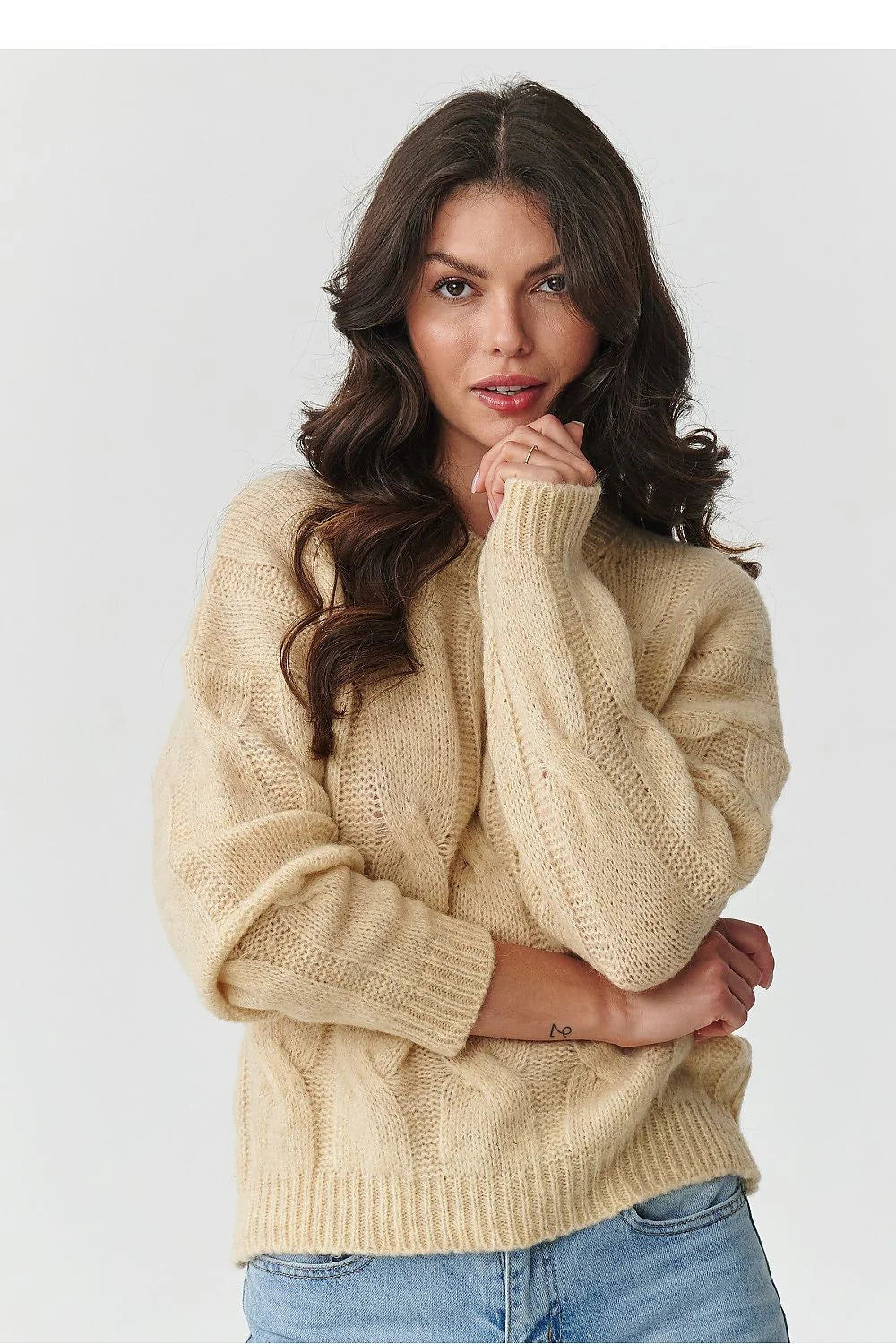 pull femme torsadé mohair laine acrylique polyamide grosse maille oversize col rond manches longues côtelé poignets ourlet duveteux chaud élégant