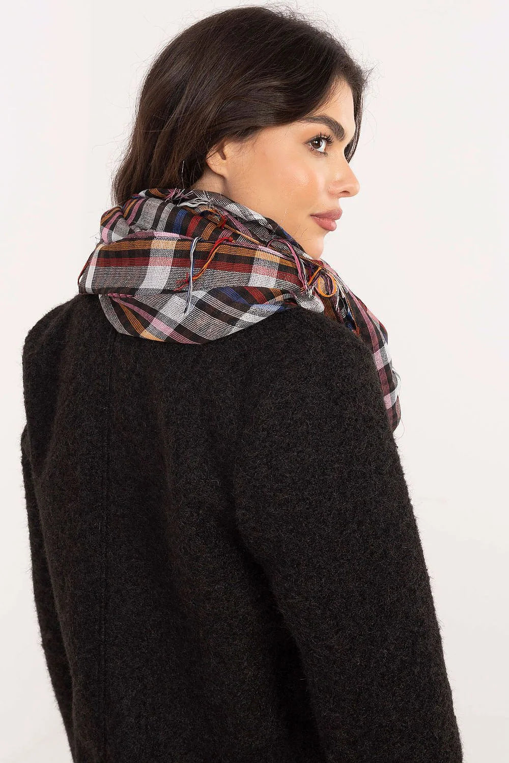 Écharpe à carreaux classique pour femmes, matière douce, franges multicolores, polyvalente, mode universelle, accessoire chic
