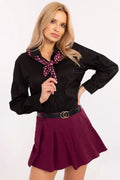 chemise manches longues col classique coton élasthanne noire femme ajustée confortable satinée boutonnée intemporelle élégante versatile sophistiquée moderne
