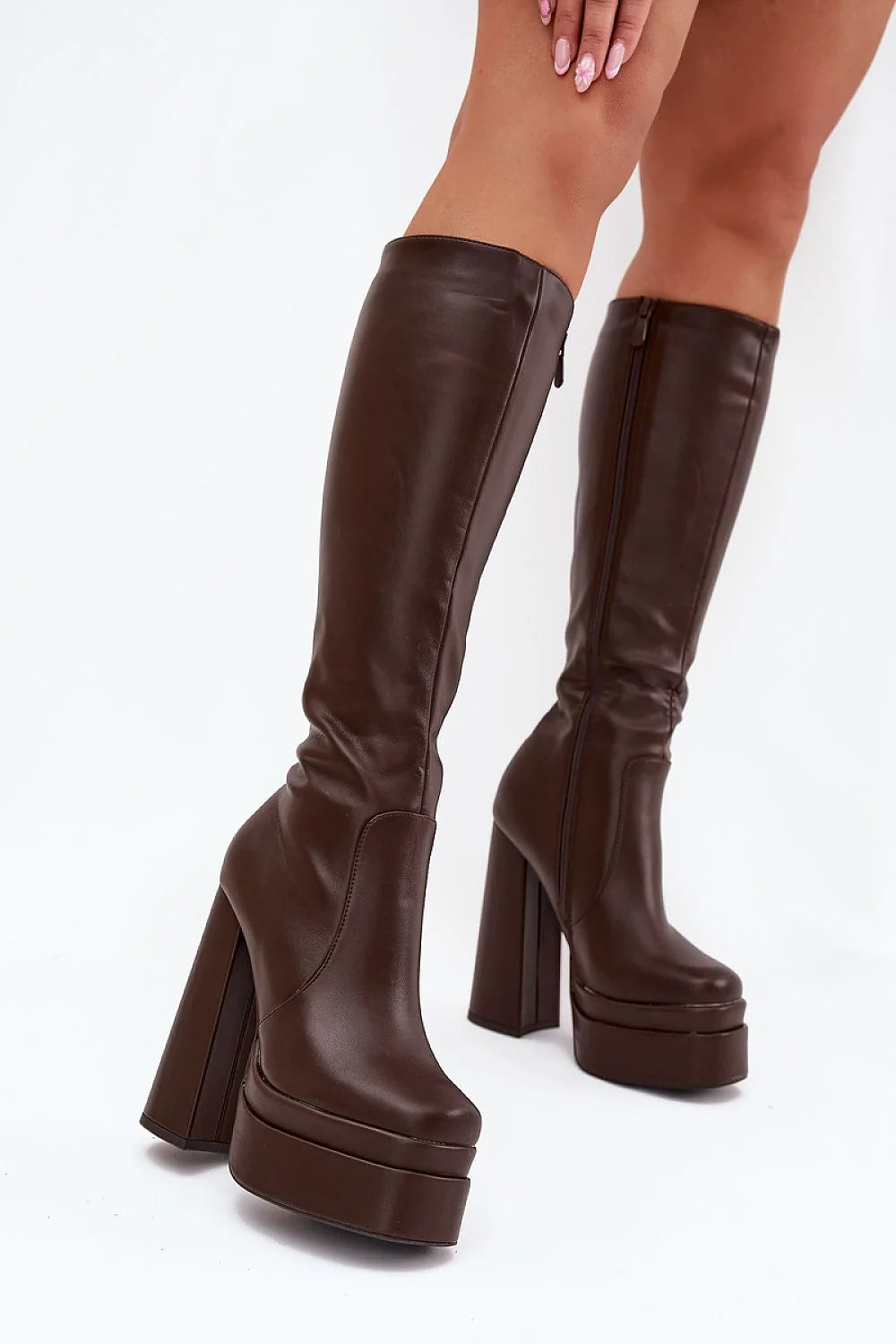 bottes cuissardes femme similicuir marron tige haute genou talon colonne plateforme fermeture glissiere bout rond doublure fourrure chaude