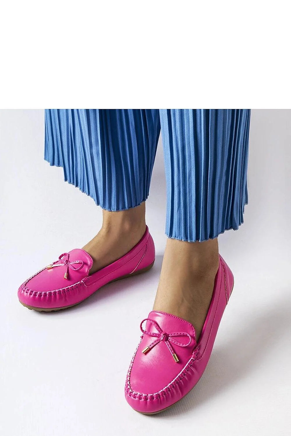 Mocassins pour femme rose fuchsia nœud décoratif cuir synthétique coupe basse confortable Via Foria