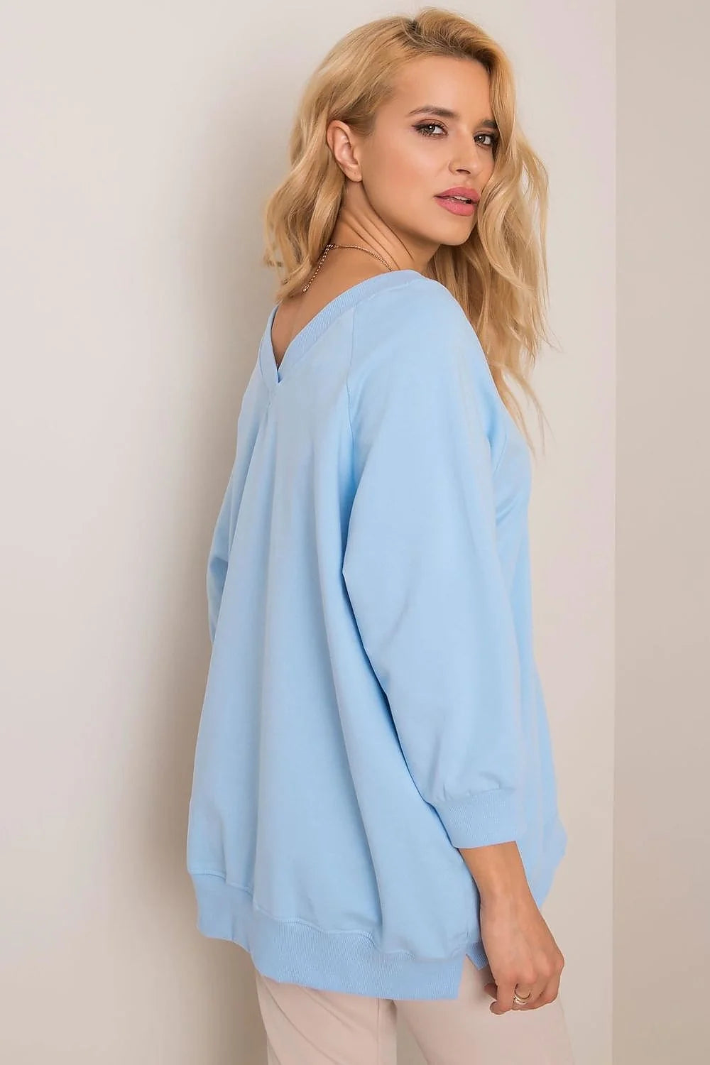sweatshirt femme oversize colV bleu ciel coupe tunique ample manches trois quart tombé décontracté molletonné coton bordcôtes fendu casual chic