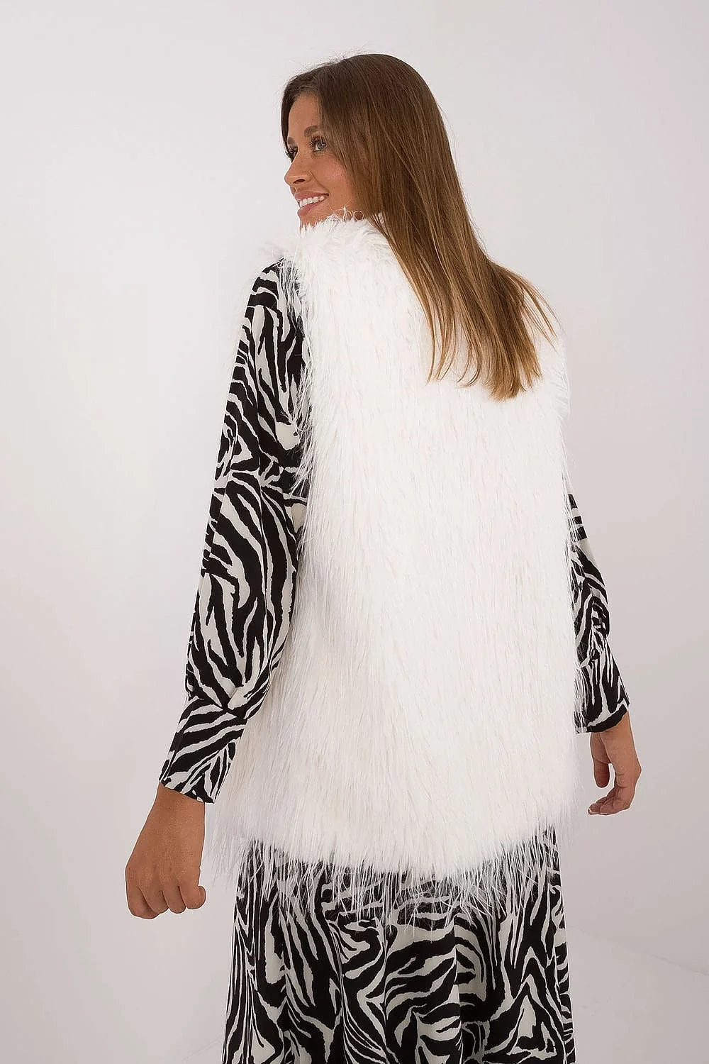 Gilet en fausse fourrure sans manches style casual chic pour femmes, look élégant et confortable, polyester 100%, occasions quotidiennes et city outings