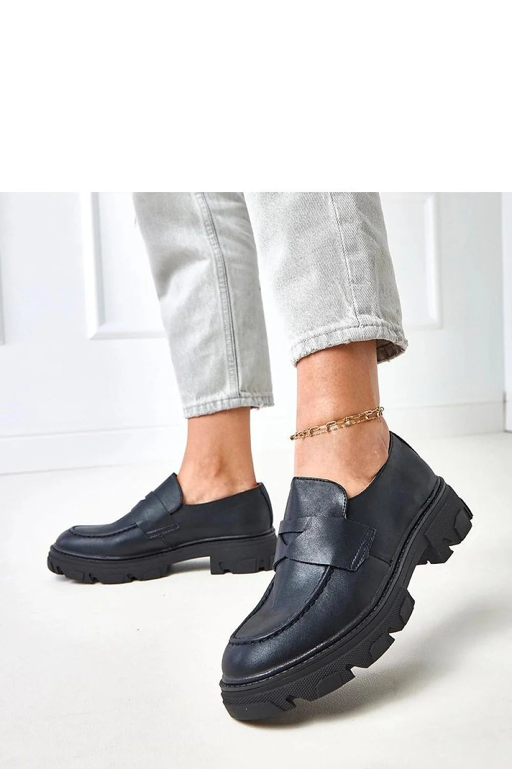 mocassins noir cuir ecologique loafers femme plateforme epaisse bout rond empeigne laniere penny semelle crantee antiderapante talon45mm confortable casualchic