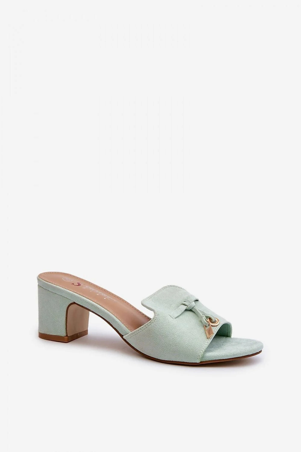 Mules ouvertes pour femme en cuir suédé éco-friendly, talon carré 5.5 cm, détails métalliques dorés, couleur vert pastel, occasion décontractée et élégante