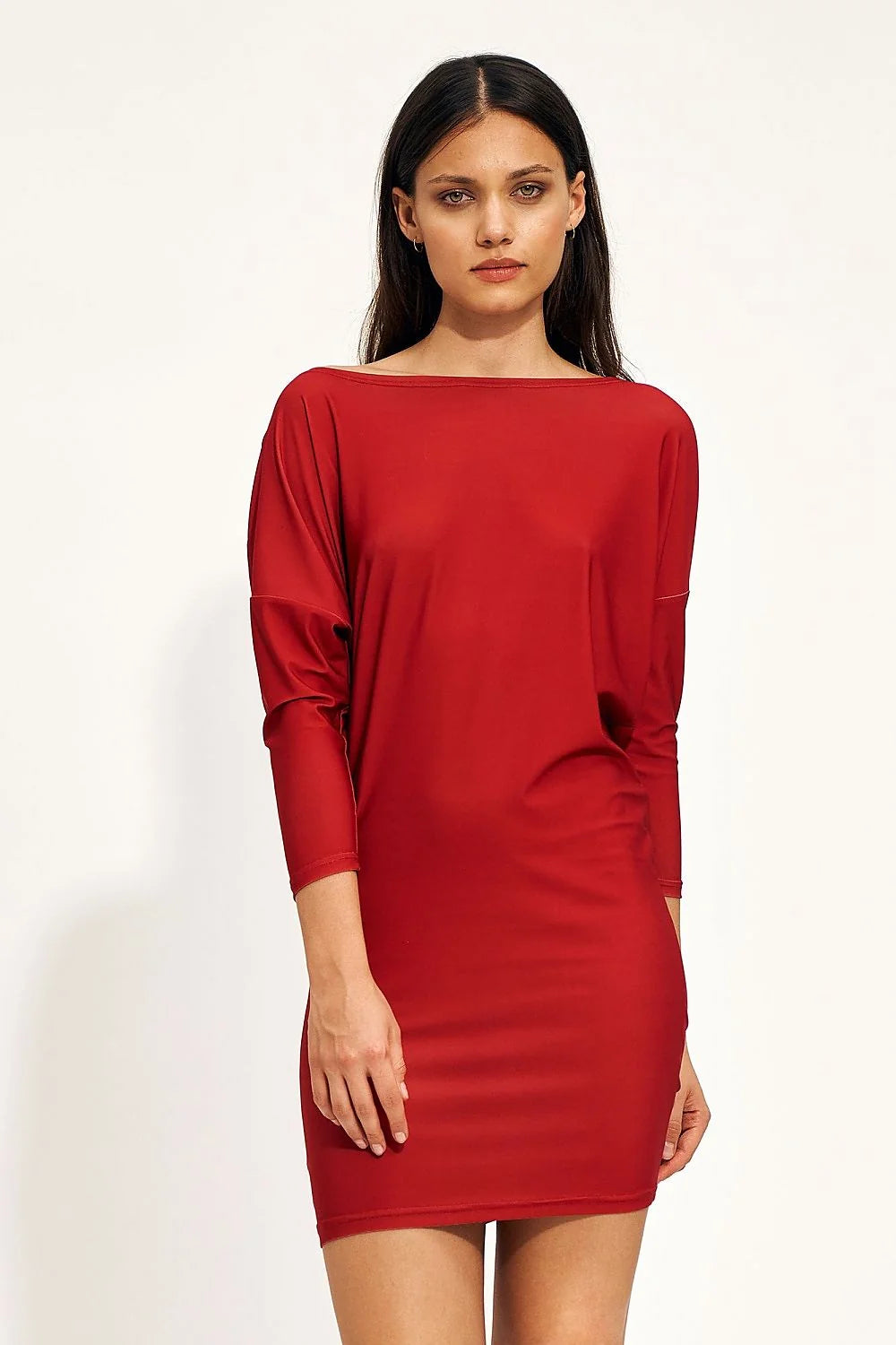 Robe de jour moderne mini manches longues encolure bateau couleur rouge femmes polyester elasthanne coupe ajustée