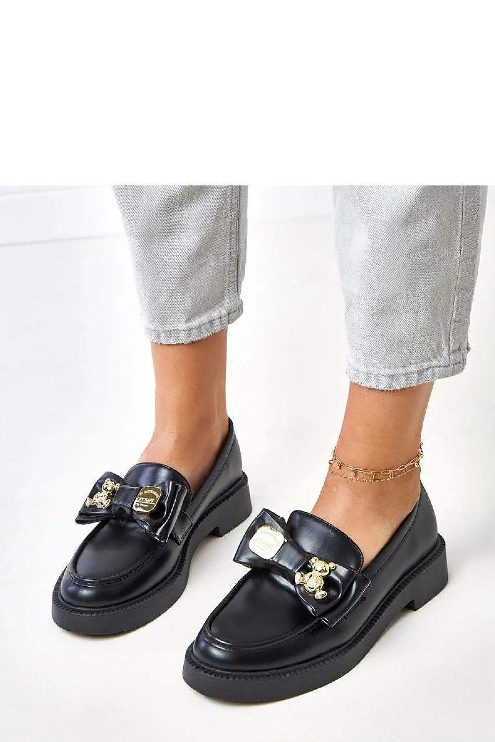 mocassins femme noir cuir écologique lisse bout rond couture semelle plateforme épaisse talon compensé confort enfilage nœud doré