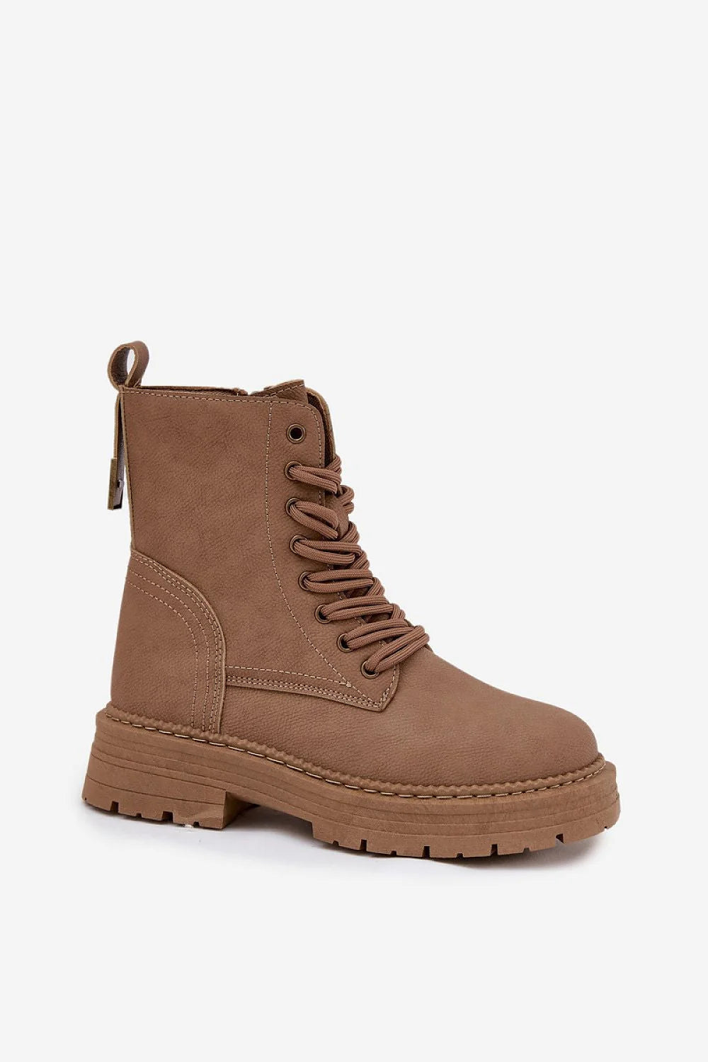 bottines rangers femme cheville suédine synthétique taupe bout rond semelle crantée épaisse adhérence robuste fermeture lacets zip latéral