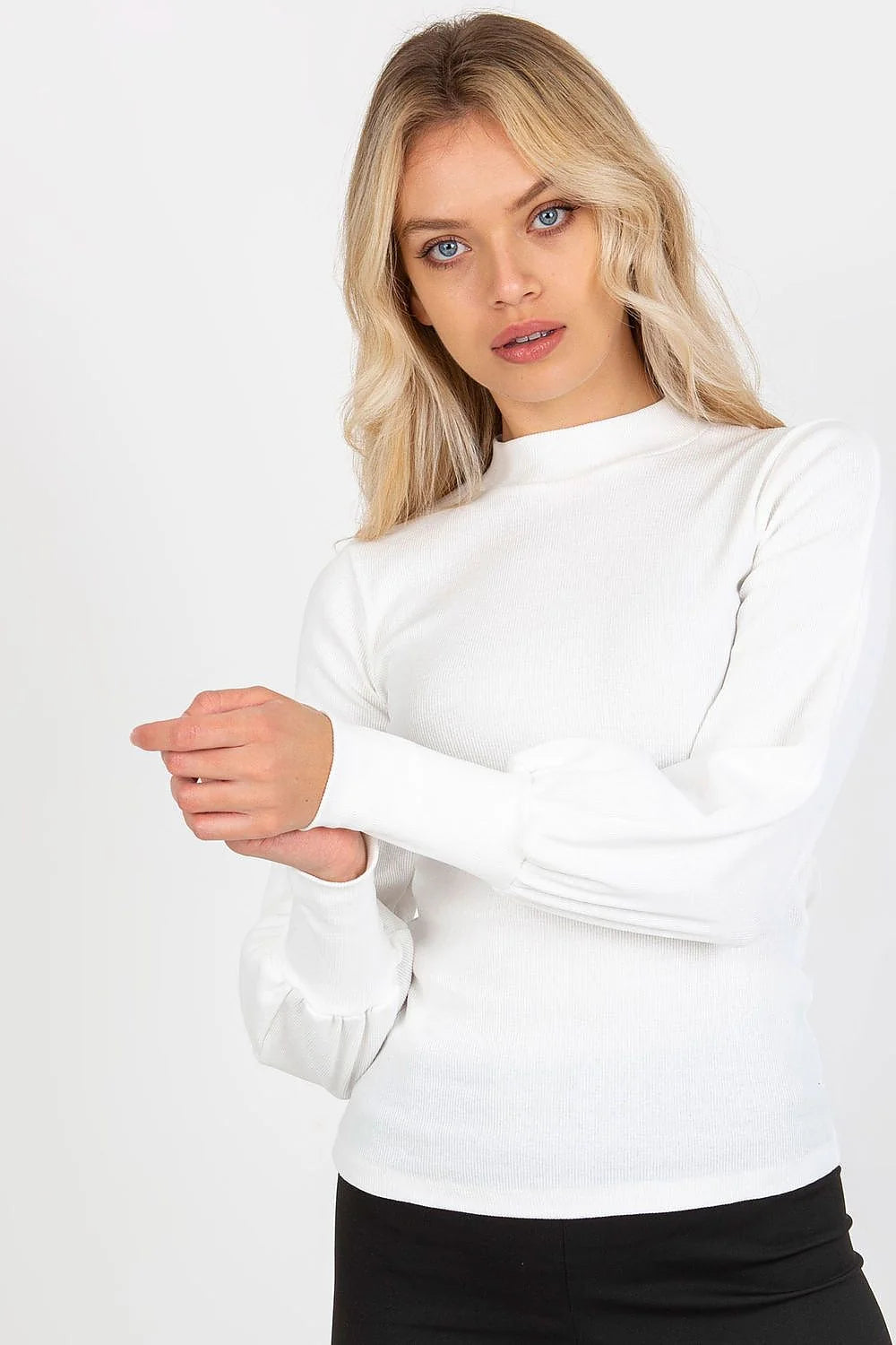 ensemble chemisier pull col montant maille fine côtelée fuchsia vif manches longues bouffantes poignets froncés haut ajusté pantalon