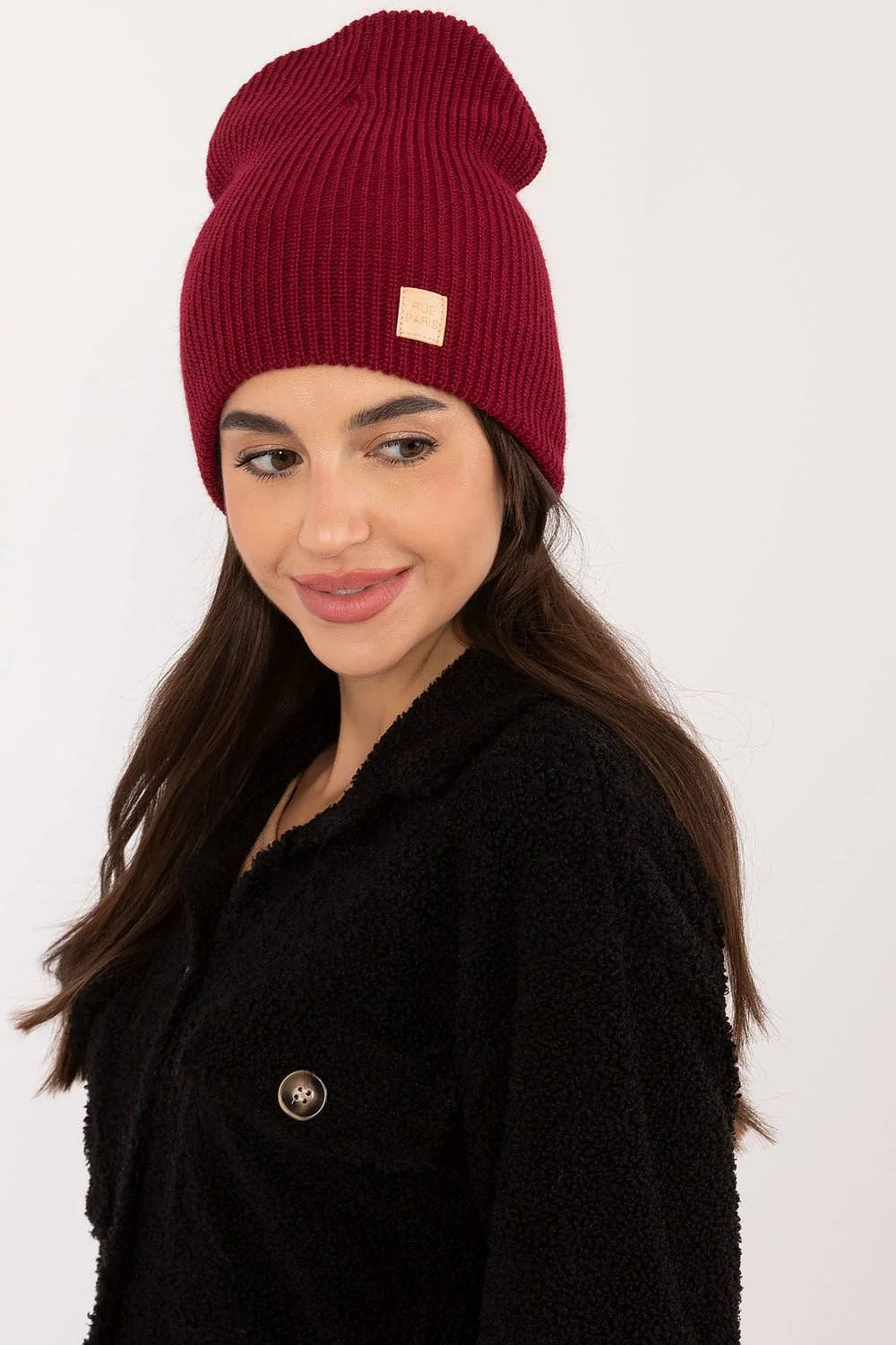 bonnet Rue Paris acrylique bordeaux slouch côtelé doux isolant extensible ajustable étiquette similicuir discrète quotidien élégant femmes