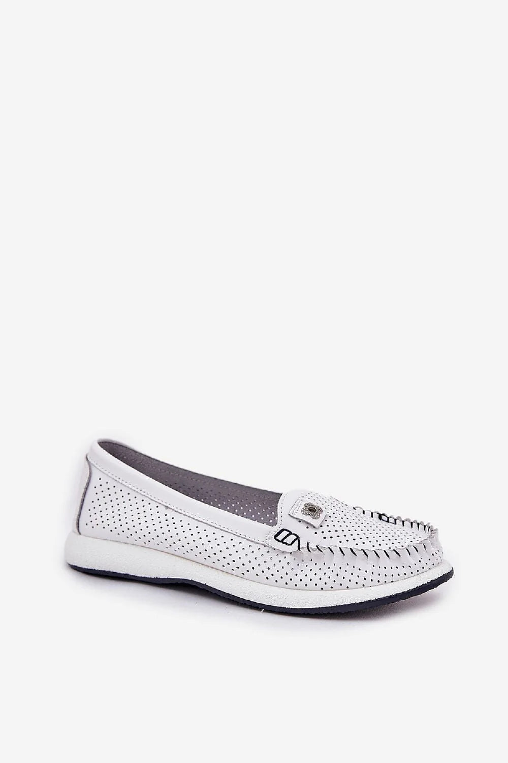 Mocassins pour femmes S.Barski en cuir blanc perforé, style moderne et élégant, confort toute la journée, détails raffinés, occasion quotidienne et semi-formelle