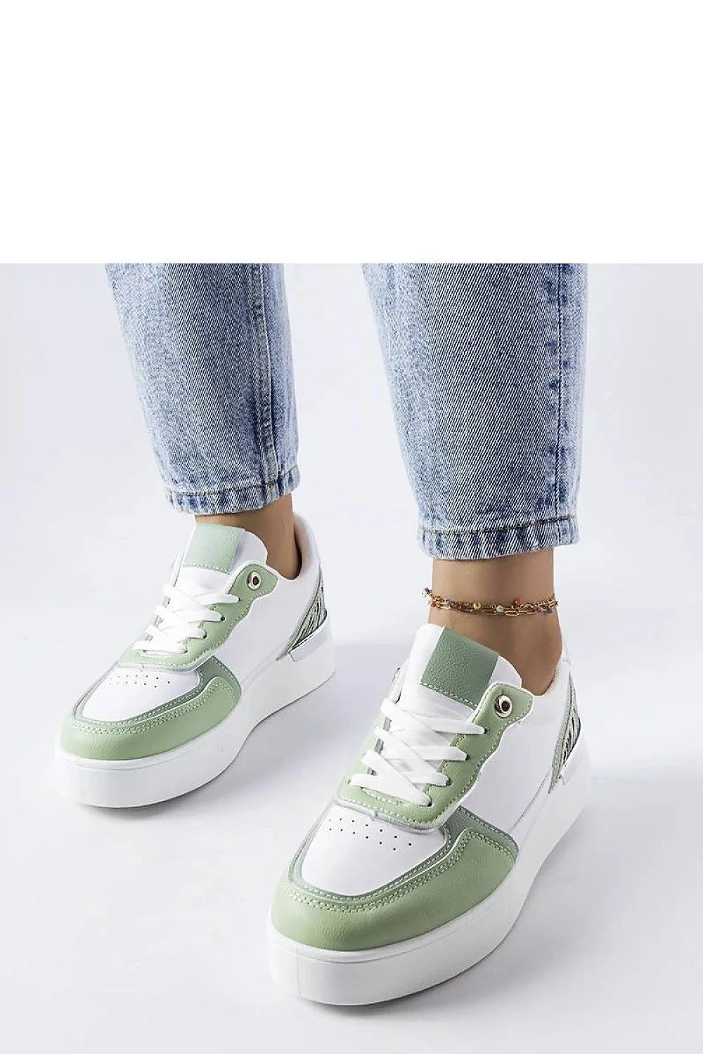 Baskets mode pour femme design moderne élégant vert pastel blanc cuir synthétique plateforme confortable lacets dorés occasion été