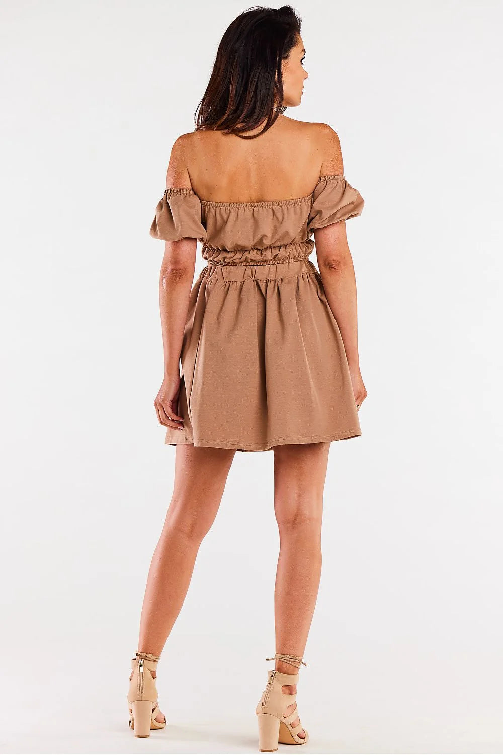 Robe courte femme style décontracté élégant en coton mélangé couleur beige camel manches courtes élastique taille ajustable Bardot dos nu Infinite You