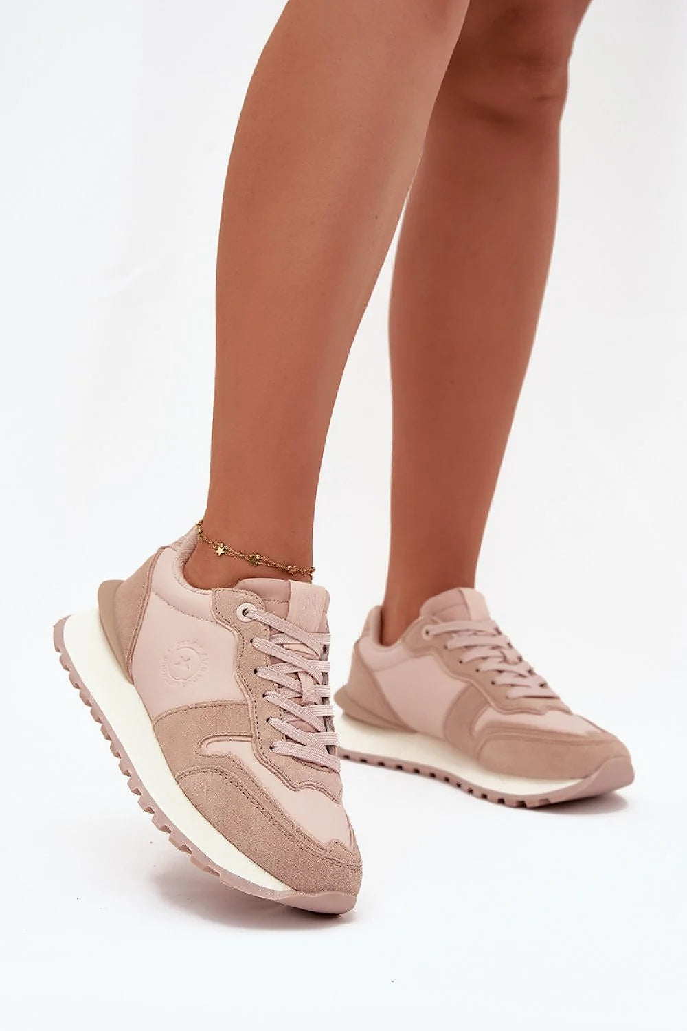 sneakers femme BigStar cuir suède rose poudré plateforme lacets col rembourré semelle intermédiaire blanche amortissante respirante recyclée antidérapante durable rétro