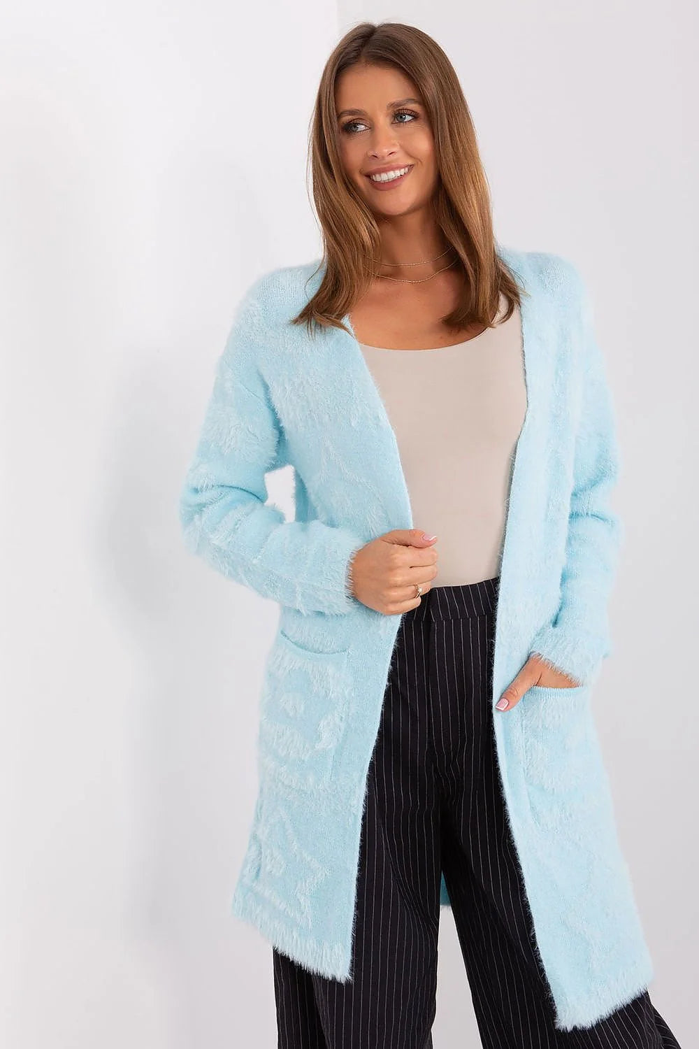 Cardigan long pour femme en matière douce style décontracté couleur bleu pastel sans boutons coupe ample manches longues poches plaquées