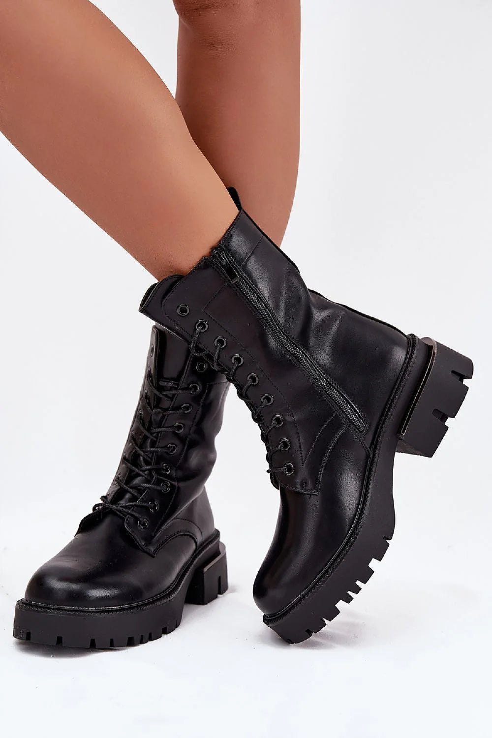 bottines montantes femme cuir écologique lisse bout arrondi lacets zip talon bloc stable semelle plateforme crantée antidérapante œillets métalliques