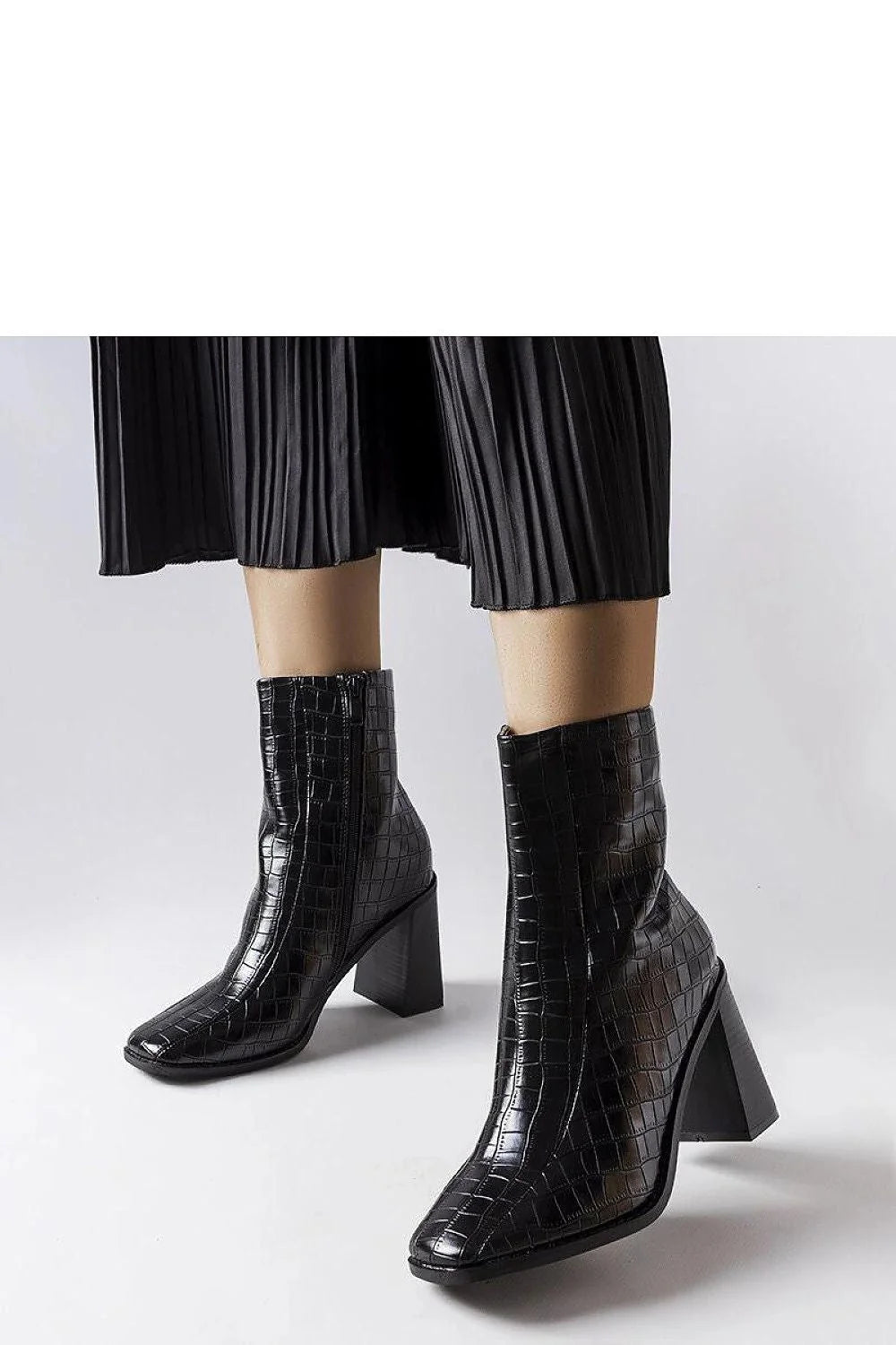 Bottes à talons carrés en imitation croco noires élégantes modernes ajustables doublure isolante pour femmes mode automne-hiver