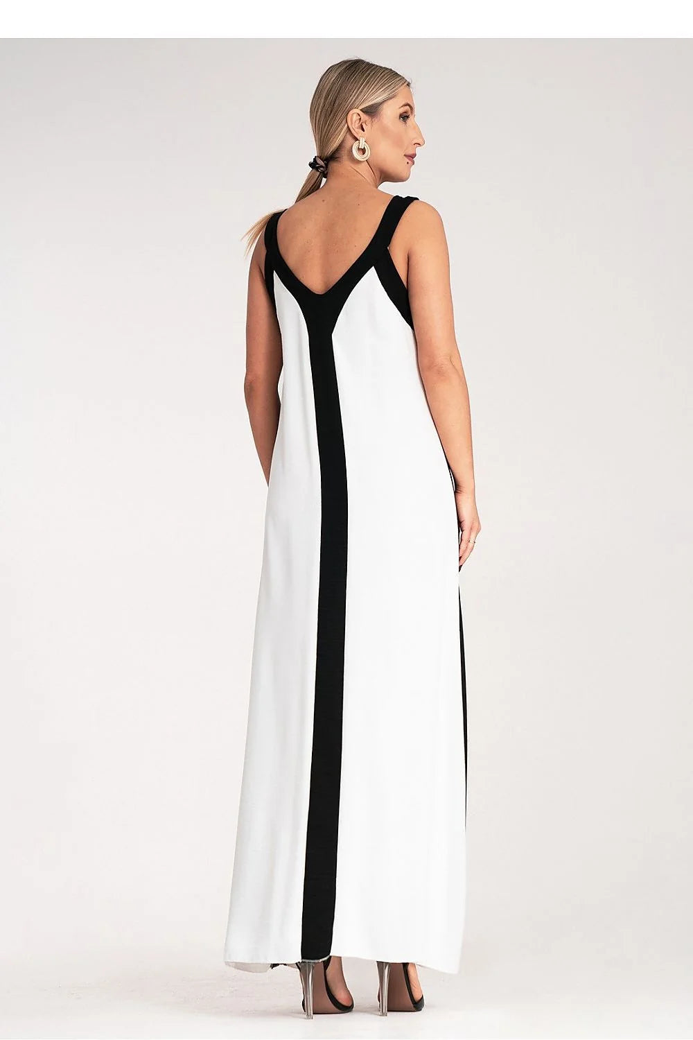 Robe de jour Figl longue épurée bandes contrastantes noires blanches décolleté en U bretelles larges polyester élasthanne