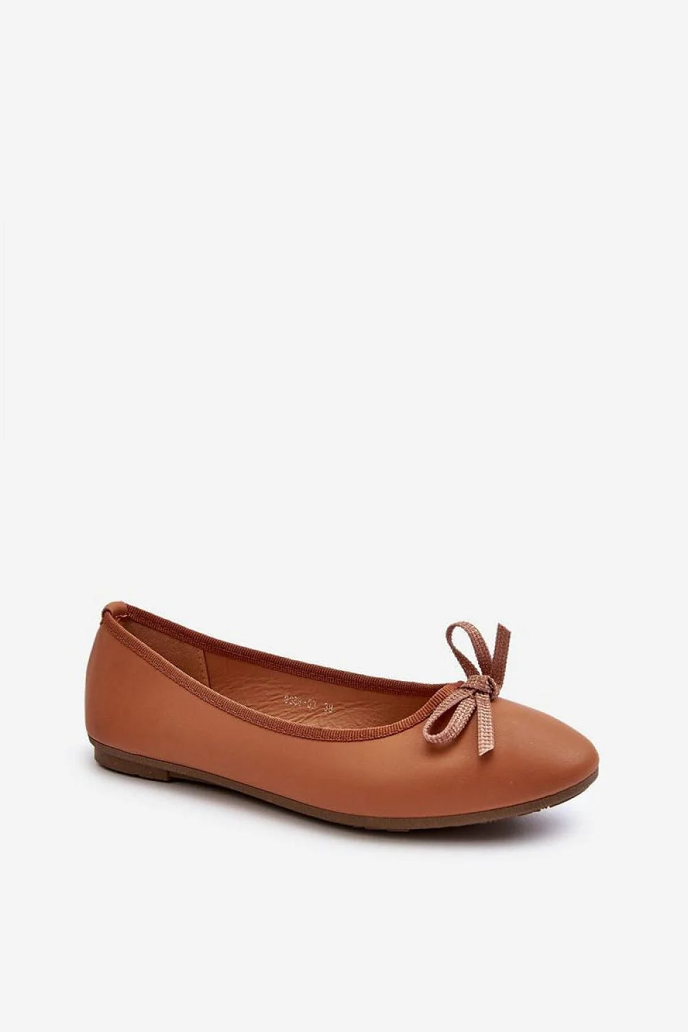 ballerines cuir synthétique caramel cognac bout rond nœud plat empeigne liseré élastique maintien semelle caoutchouc antidérapante fine confortable