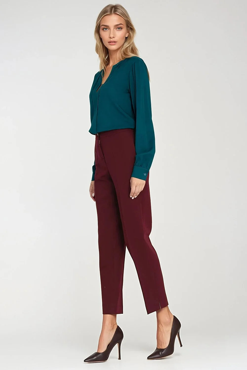 chemisier femme coupe régulière viscose légère aérienne col V fendu tunisien pli central manches longues poignets boutonnés vert canard élégant