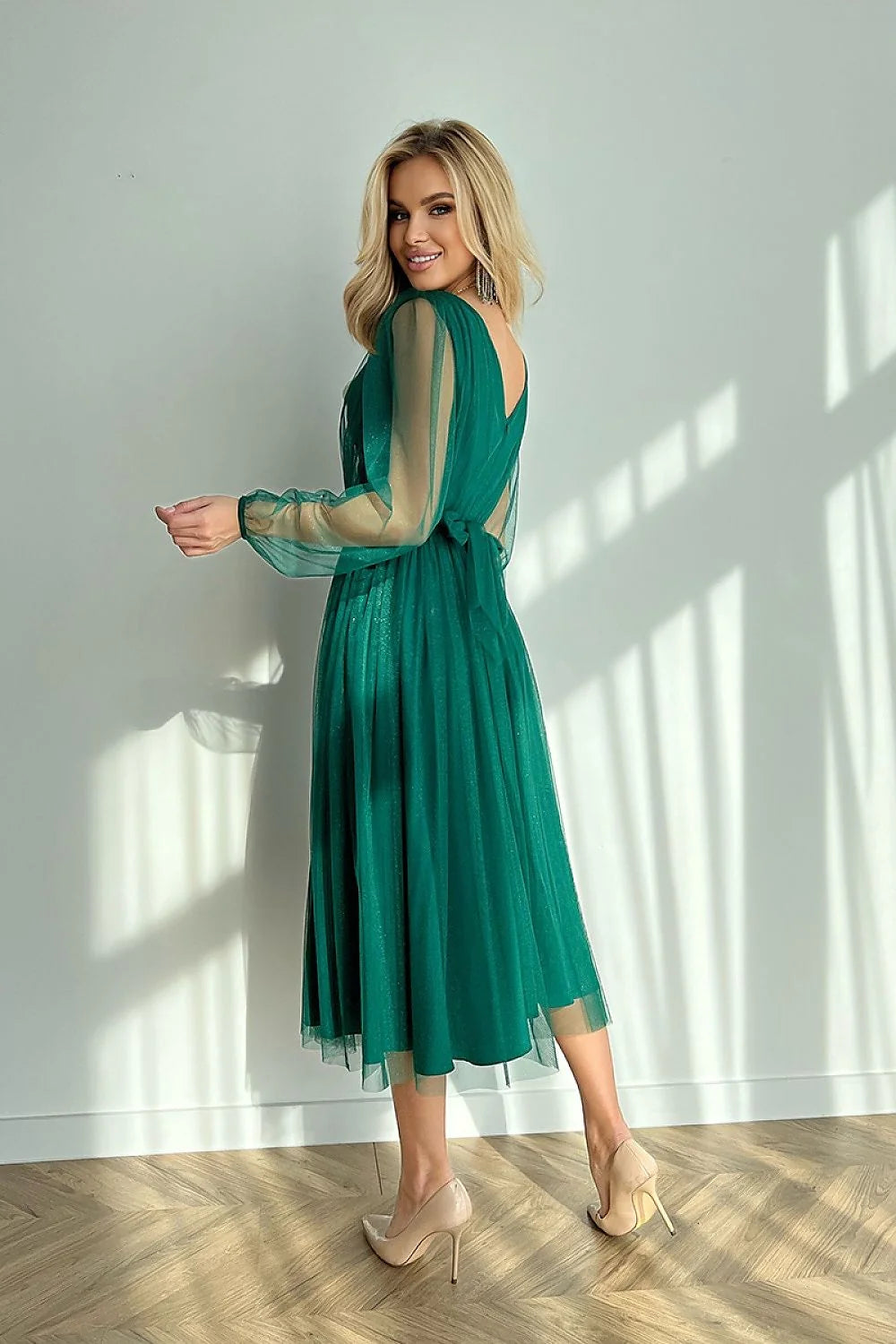 Robe de soirée élégante longueur midi manches longues transparence brocart vert émeraude femmes soirée formelle